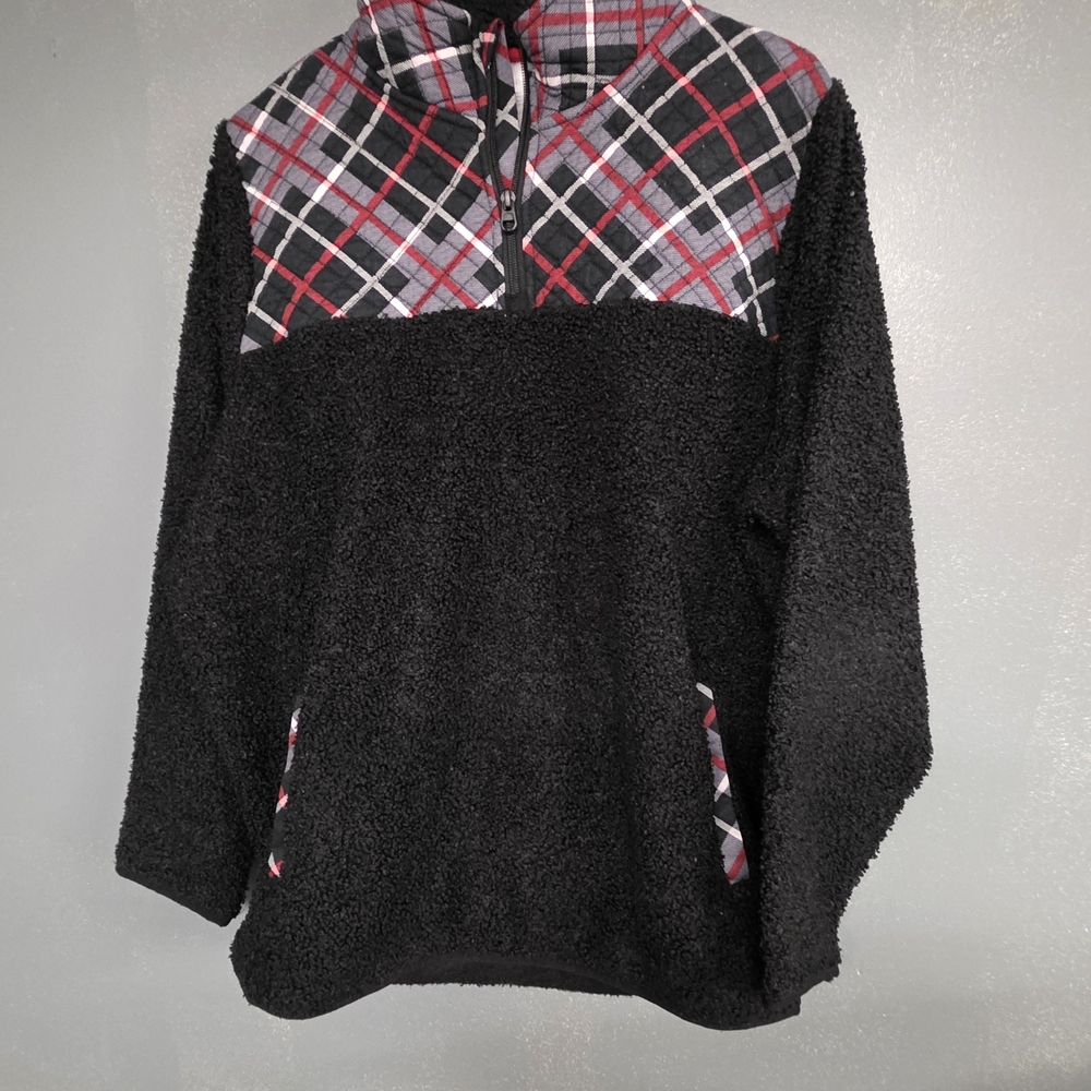 Vera Bradley Black and Red Sherpa Pullover